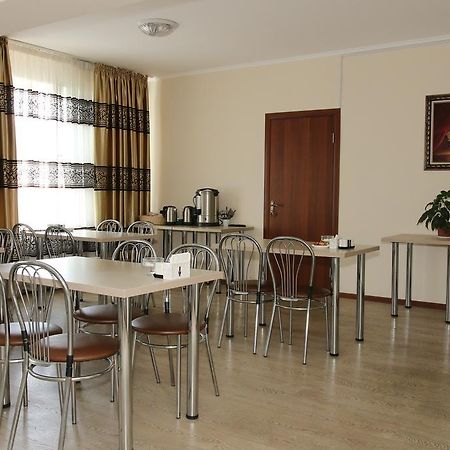 Kausar Hotel อัลมาตี ภายนอก รูปภาพ